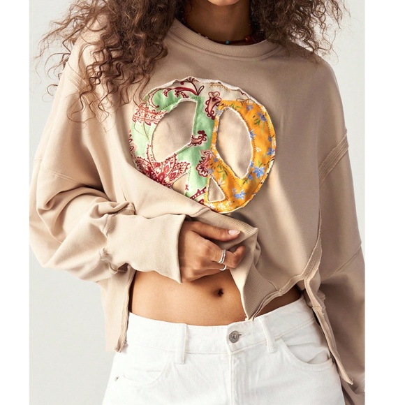 Cozy Colorful Peace patchwork Sign Oversized Sweater Top - Picture 3 of 5